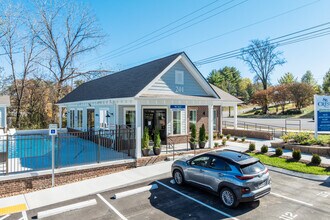 Crest at Stones Branch in Nashville, TN - Building Photo - Building Photo
