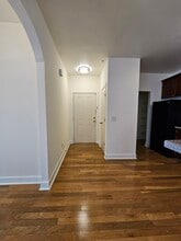 8401 Callabee Way, Unit #5 in Antioch, TN - Foto de edificio - Building Photo