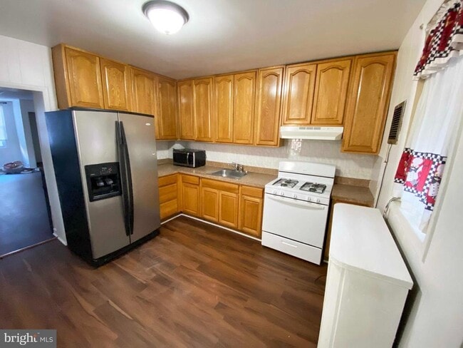 property at 3027 Weikel St