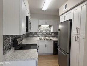 950 S Valencia in Mesa, AZ - Building Photo - Building Photo