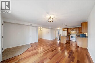 50 Whitlaw Way in Brant, ON - Building Photo - Building Photo
