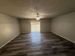 111 W Harvard Ave in Fresno, CA - Building Photo - Building Photo