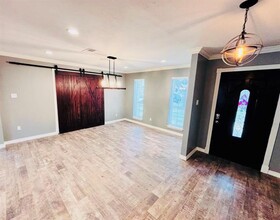 6231 Wigton Dr in Houston, TX - Building Photo - Building Photo