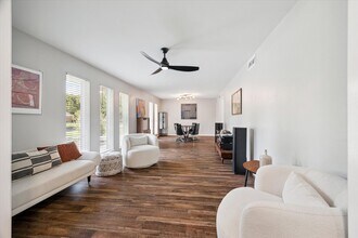 7822 Braesview Ln in Houston, TX - Building Photo - Building Photo