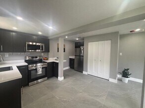 13025 NW 2nd Ave in North Miami, FL - Building Photo - Building Photo