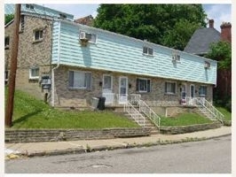 431 E Seventh Ave in Tarentum, PA - Building Photo