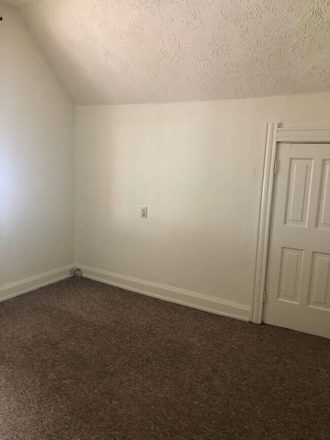 1115 N College Ave in Bloomington, IN - Building Photo - Building Photo