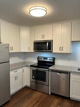 198 Globe Ave in Sacramento, CA - Building Photo - Building Photo