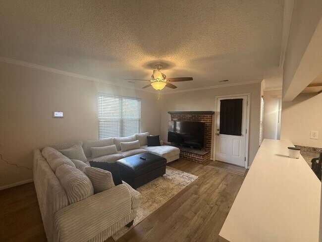 5217 Westhaven Crescent in Virginia Beach, VA - Building Photo - Building Photo