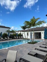221 SW 159th Way in Pembroke Pines, FL - Building Photo - Building Photo