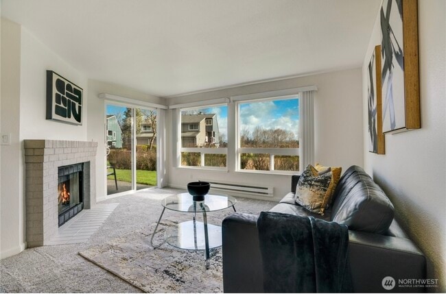 property at 24722 45th Ave S
