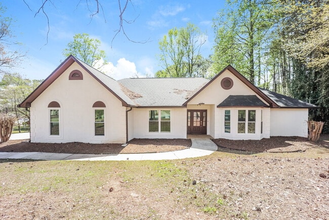 property at 110 Glenridge Dr