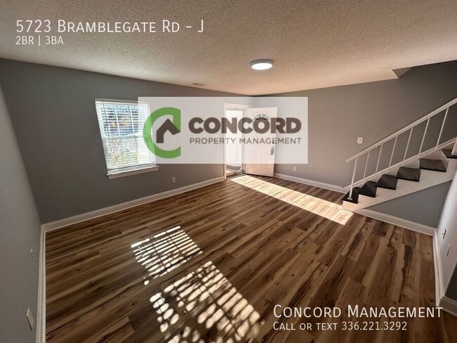 5723 Bramblegate Rd in Greensboro, NC - Building Photo - Building Photo