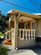 1006 N Fremont Ave in Tampa, FL - Building Photo - Building Photo