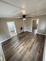 1800 W Webster St in Springfield, MO - Building Photo