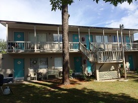 8800 Front Beach Rd Apartamentos