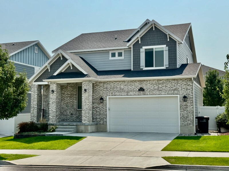 3695 Desert Meadow Way in South Jordan, UT - Building Photo