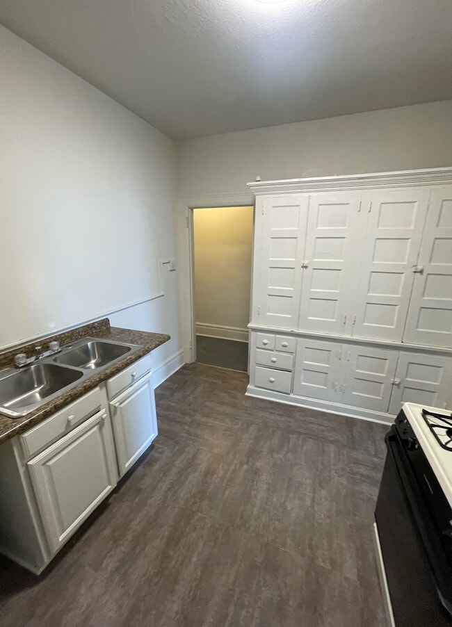 property at 30 N Gallatin Ave