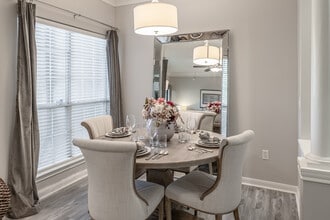 Park at Riverdale in Little Rock, AR - Foto de edificio - Interior Photo