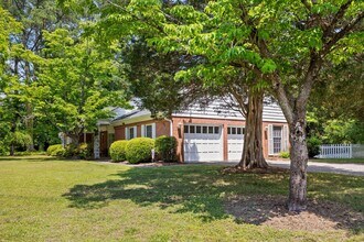 4228 Hermitage Rd in Virginia Beach, VA - Building Photo - Building Photo
