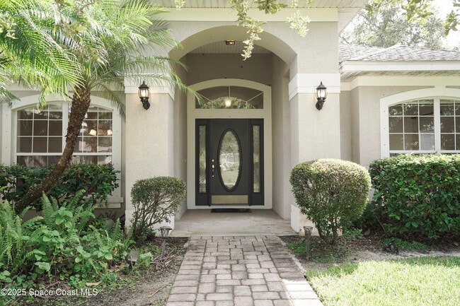 property at 2295 Botanica Cir