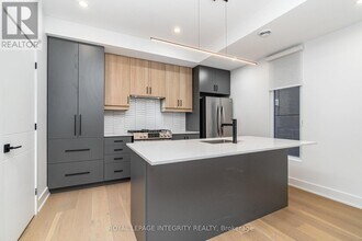 284 Dovercourt Ave in Ottawa, ON - Building Photo - Building Photo