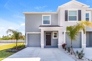 11814 Stoneport Pl in Riverview, FL - Building Photo