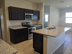 36488 W Barcelona Ln in Maricopa, AZ - Building Photo - Building Photo