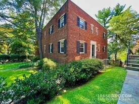 2906 Upton St NW in Washington, DC - Building Photo