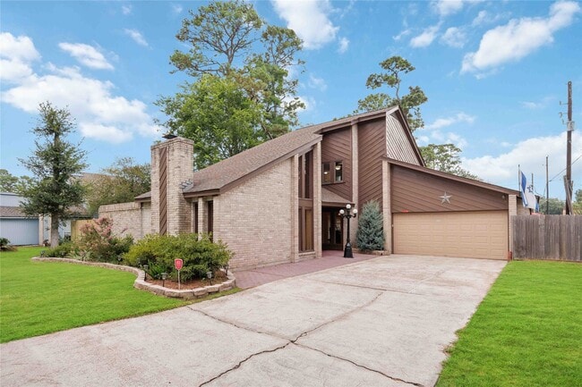 7310 Hickory Ln in Baytown, TX - Building Photo - Building Photo