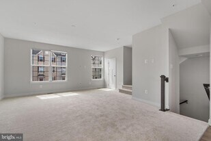 1505 Wilmer Park Ln in Frederick, MD - Building Photo