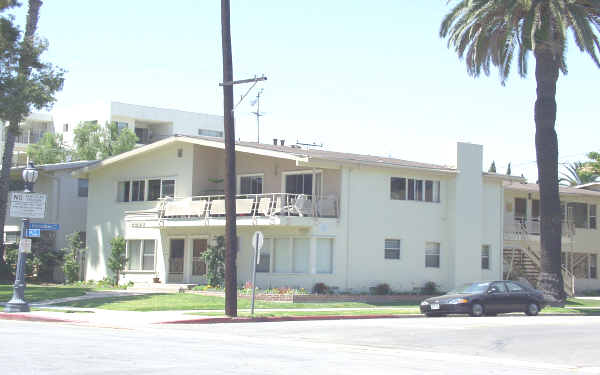 2231 E 1st St in Long Beach, CA - Building Photo