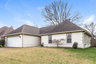 7309 Schilling Cove E, Unit E in Memphis, TN - Building Photo - Building Photo