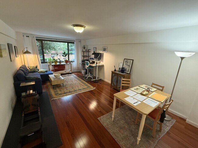 property at 425 E 63rd St