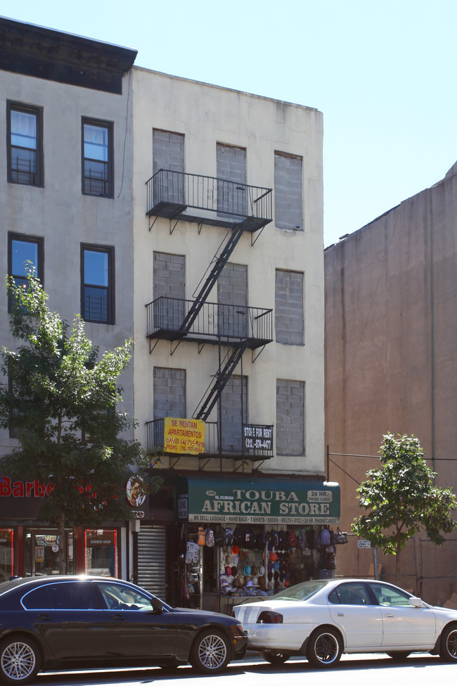 2246 Second Ave in New York, NY - Building Photo - Building Photo