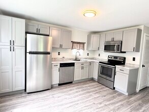 174-174 Sanborn St in Fitchburg, MA - Building Photo - Building Photo