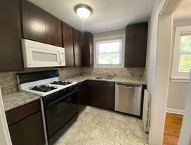 4210 N Kilpatrick Ave, Unit 2F in Chicago, IL - Building Photo