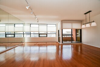 5150 Hidalgo St in Houston, TX - Building Photo - Building Photo