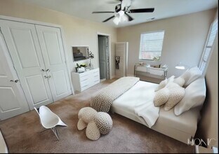 1752 Halesworth Ln in Virginia Beach, VA - Building Photo - Building Photo