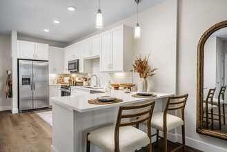 Alon in Sarasota, FL - Building Photo - Building Photo