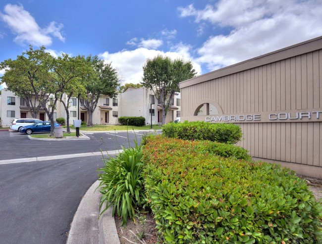 Cambridge Court Townhomes