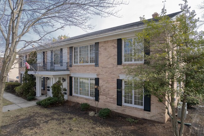2608 Amara Dr in Toledo, OH - Building Photo - Building Photo