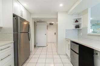 601 Three Islands Boulevard in Hallandale Beach, FL - Building Photo - Building Photo