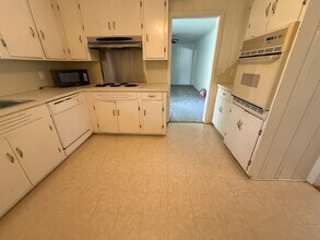 940 Gabriel Rd in Cayce, SC - Building Photo - Building Photo