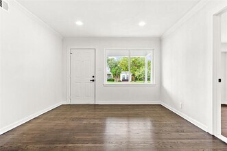 11803 Abston Ln in Dallas, TX - Building Photo - Building Photo