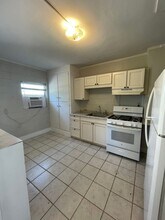 30 Lakeside Ave in Umatilla, FL - Building Photo - Building Photo
