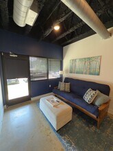 293 Plus Park Blvd, Unit 106 in Nashville, TN - Foto de edificio - Building Photo