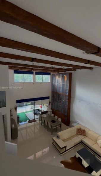 9318 NW 50th Doral Cir S in Doral, FL - Building Photo