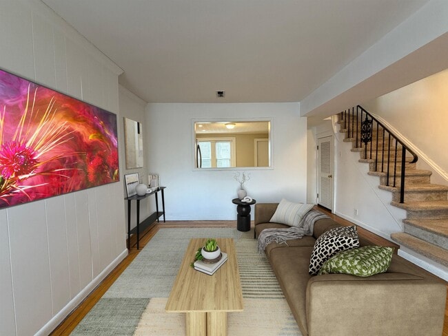 7 Whitman Ave in Jersey City, NJ - Building Photo - Building Photo