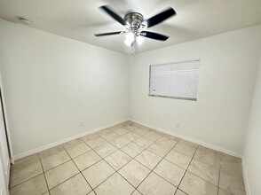 2441-2443 Paul Ave S in Lehigh Acres, FL - Building Photo - Building Photo